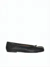 Maison Margiela Split-toe Black Leather Flats With Knot Accent In Black
