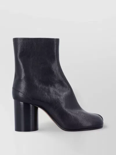 MAISON MARGIELA SPLIT TOE LEATHER ANKLE BOOTS T80