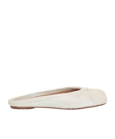 Maison Margiela Split-toed Muller Shoes In White