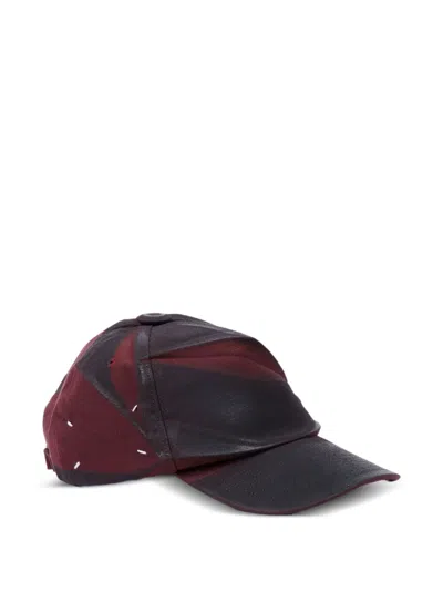 Maison Margiela Stitching-detail Baseball Hat In Red
