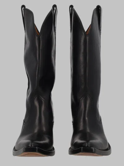 Maison Margiela Elegant Leather Boots For Women In Black