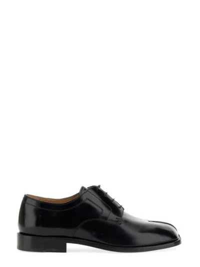 Maison Margiela Stringata Tabi In Black