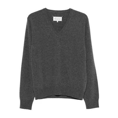 MAISON MARGIELA MAISON MARGIELA SWEATERS