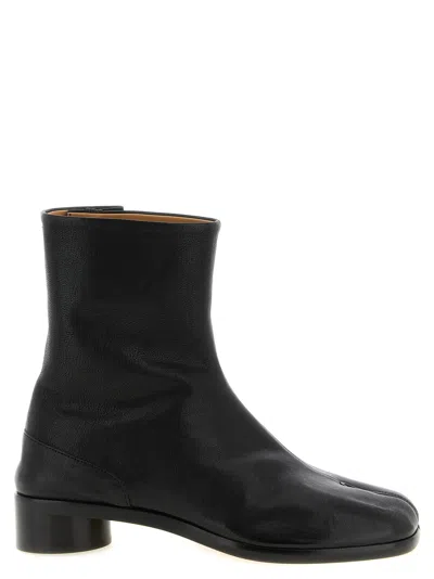 Maison Margiela Tabi Ankle Boot In Black