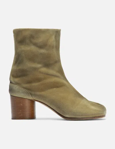 Maison Margiela Tabi Ankle Boots In Camel Suede In Brown
