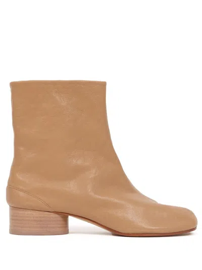 Maison Margiela Tabi Ankle Boots 30mm In Brown