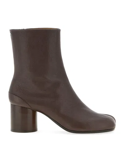 Maison Margiela Tabi Ankle Boots 60mm In Brown