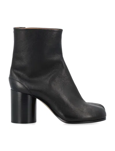 Maison Margiela Tabi Ankle Boots In Black