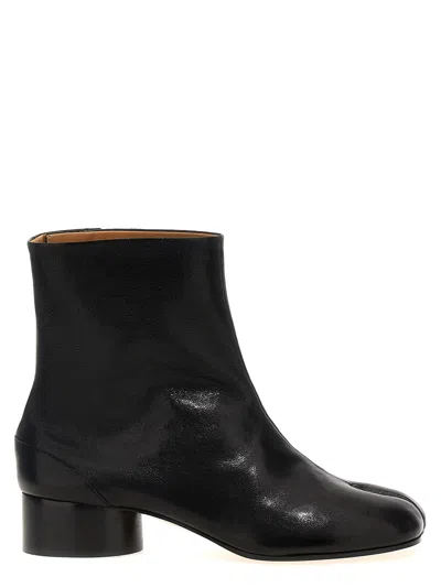 Maison Margiela Tabi Ankle Boots In Black