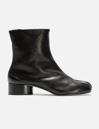 Maison Margiela Tabi Ankle Boots In Black