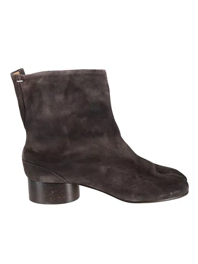 Maison Margiela Tabi Ankle Boots In Brown