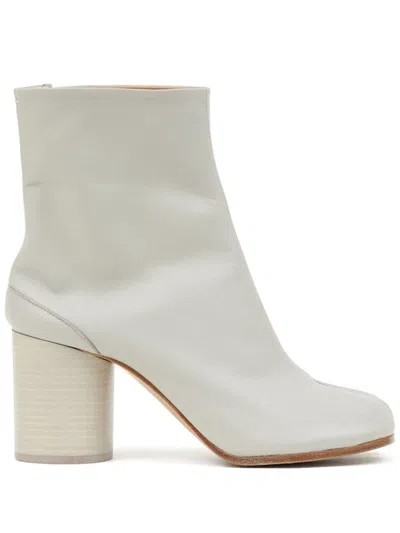 Maison Margiela Tabi Ankle Boots H80 In White