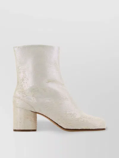 MAISON MARGIELA TABI ANKLE BOOTS IN LEATHER