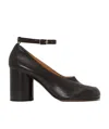 Maison Margiela Tabi Leather Pumps In Black