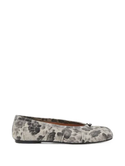 Maison Margiela Tabi Ballerina In Animal Print