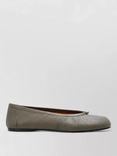 Maison Margiela Tabi Ballerina Flat Textured Split Toe In Gray