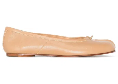 Pre-owned Maison Margiela Tabi Ballerina Flats (women's) Sneakers In Nude