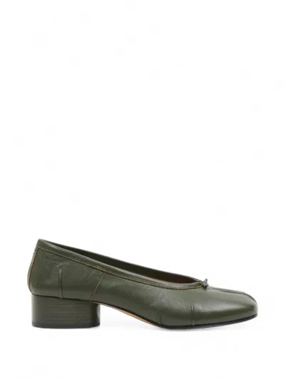 Maison Margiela Tabi Ballerina H30 Pumps In Green