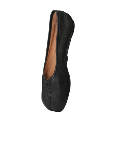 Maison Margiela Tabi Ballerina Shoes In Black
