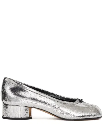 Maison Margiela Tabi Ballerina Split-toe Metallic Cracked-leather Pumps In Silver