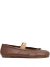 Maison Margiela Tabi Ballerina Flat Elastic Band Scarpe Basse Brown In Brown