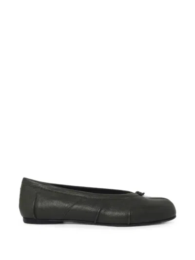 Maison Margiela Tabi Ballet Flats In Black