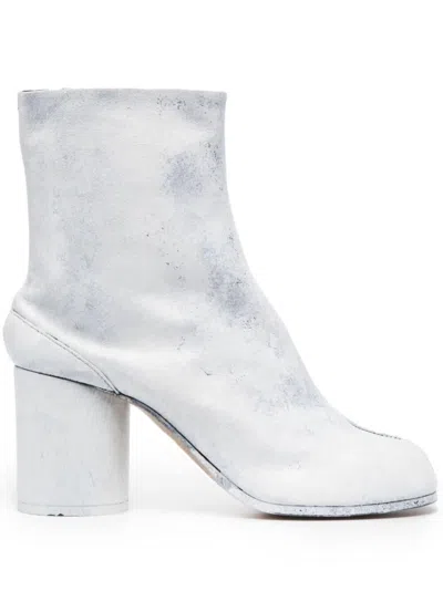 Maison Margiela Tabi Ankle Boots In White Aged Effect Leather In Black White