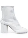 Maison Margiela Tabi Ankle Boots In White Aged Effect Leather In Black