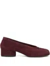 Maison Margiela Tabi Wildleder-pumps Mit Blockabsatz In Red