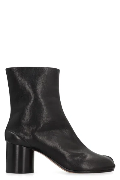 Maison Margiela Tabi Boot In Black