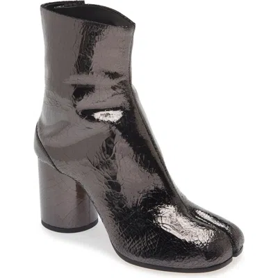 Maison Margiela Ankle Boots With Cracked Leather Finish And Block Heel In Black