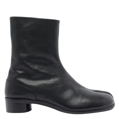 Maison Margiela Vintage Leather Tabi Boots In Black