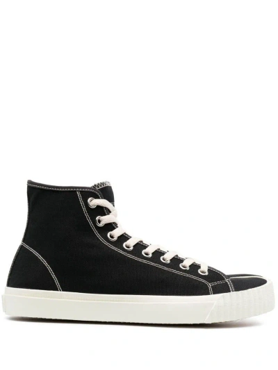 Maison Margiela Tabi Canvas Sneakers In Black