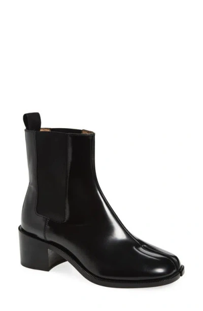 Maison Margiela Tabi City Chelsea Boot In Black