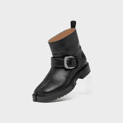 Maison Margiela Margiela Tabi County Buckle Ankle Boots - Mens Black