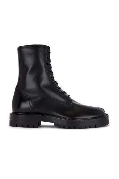 Maison Margiela Tabi Leather Ankle Boots In Black