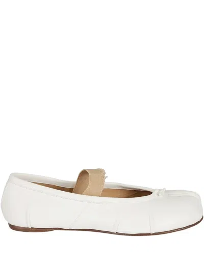 Maison Margiela Tabi Elastic-band Ballerina Flats In White