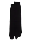 Maison Margiela Tabi Fine-ribbed Socks In Black