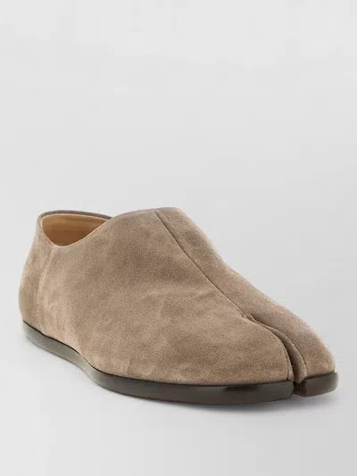 Maison Margiela Tabi Flat Loafers Open Toe Design In Brown