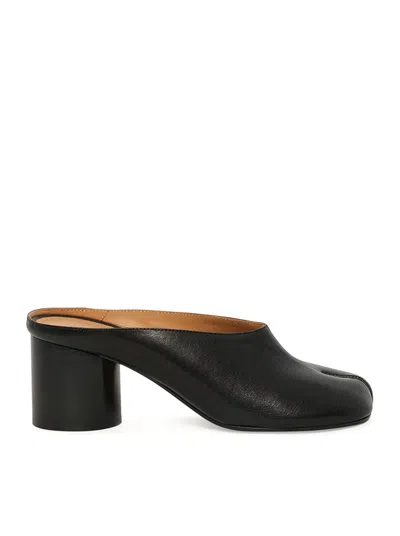 Maison Margiela Tabi H60 Leather Mules In Black