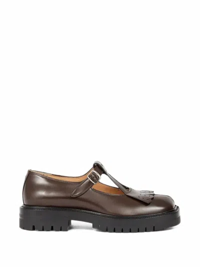 Maison Margiela Tabi Kiltie Loafers In Brown