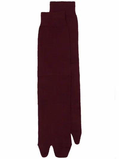 Maison Margiela Tabi Knee-high Socks In Red