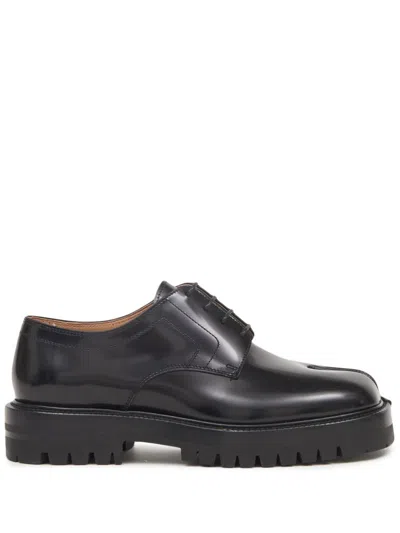 Maison Margiela Tabi Lace-up Derby Shoes In Black