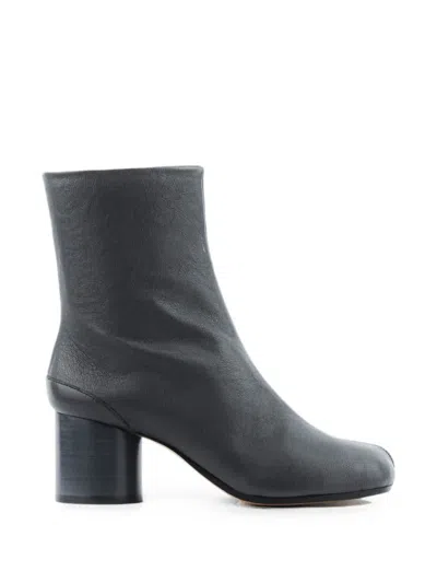 Maison Margiela Tabi Split-toe Leather Ankle Boots In Black