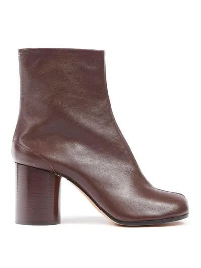 Maison Margiela Tabi Ankle Boots In Brown