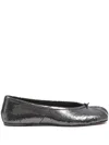 Maison Margiela Ballet Black Shiny Leather Ballet Flats In Schwarz