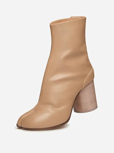 Maison Margiela Tabi Leather Boots In Brown