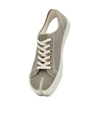 Maison Margiela Tabi Low Sneakers In Nude