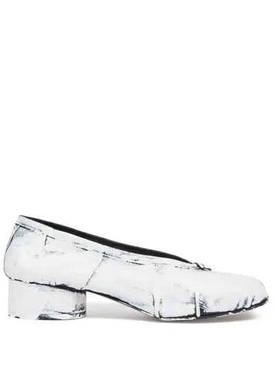 Maison Margiela 35mm Tabi Painted Leather Ballerina Pumps In Multi