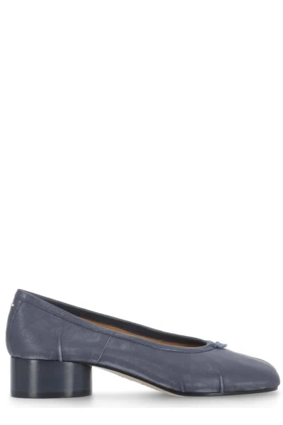 Maison Margiela Women's Tabi New Low Heel Ballet Flats In Navy